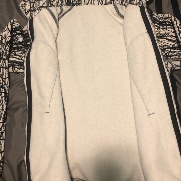 *Rare* Scuba Sweater - Picture 7 of 7